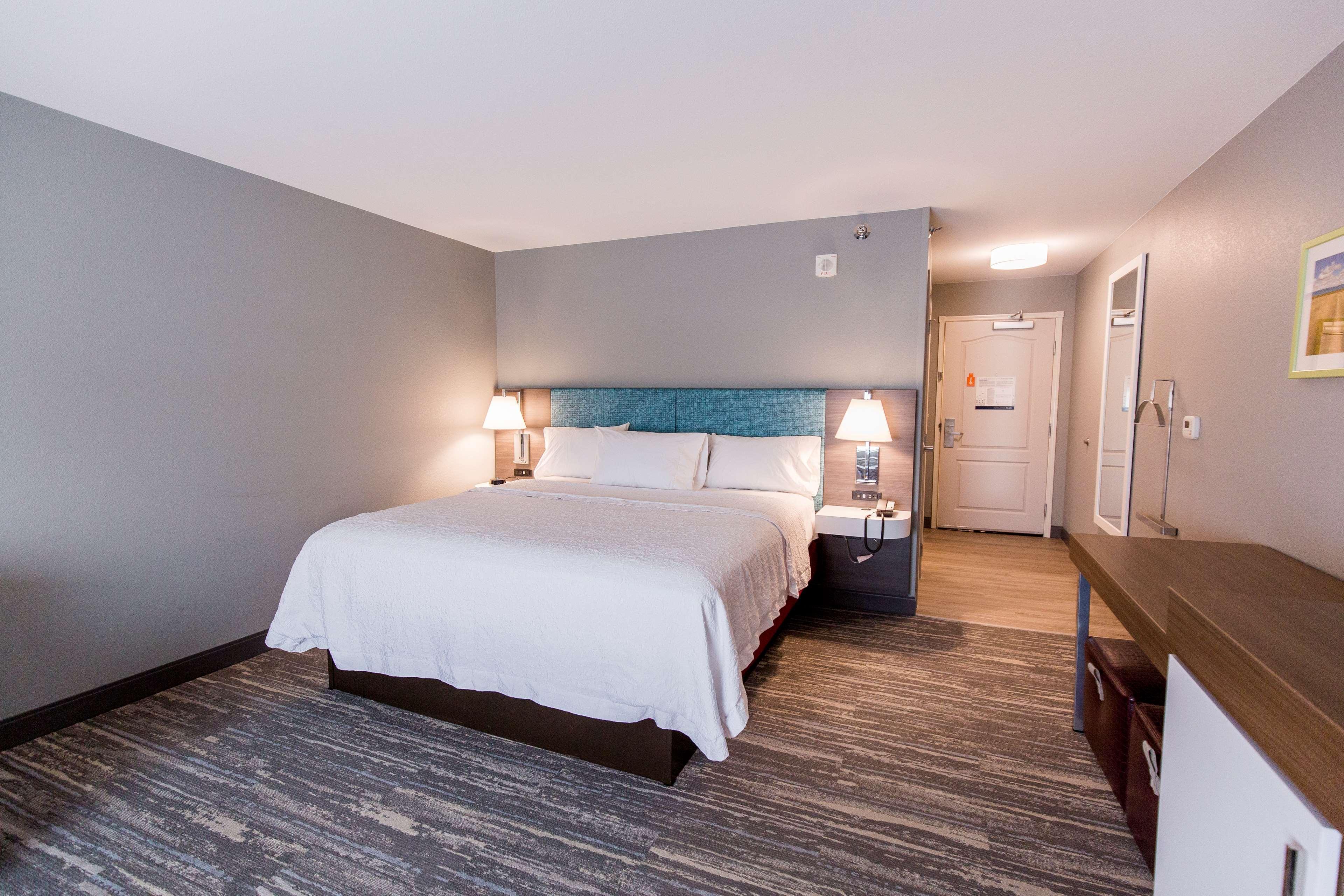 Hampton Inn Μπίσμπαρκ Εξωτερικό φωτογραφία