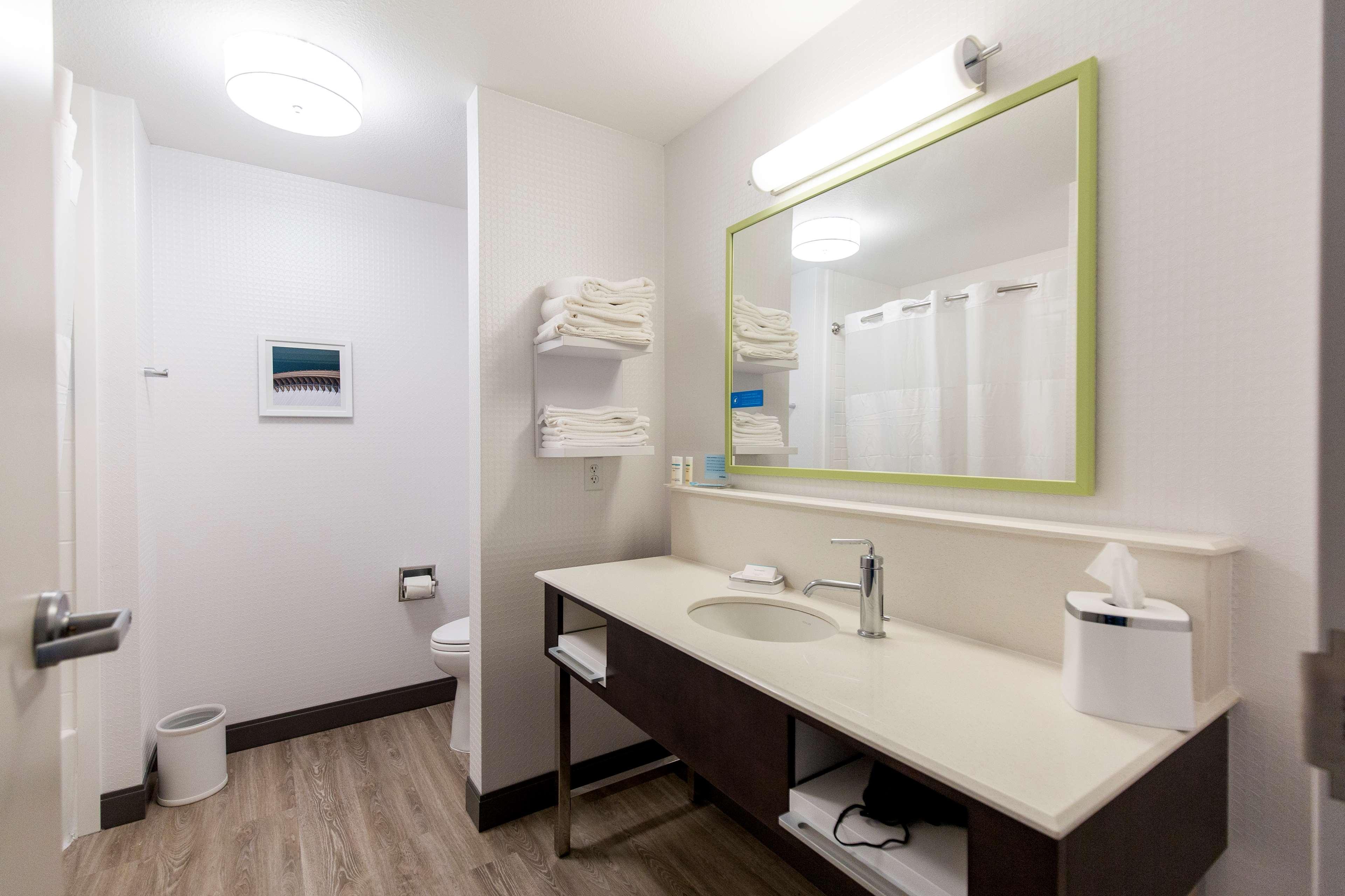 Hampton Inn Μπίσμπαρκ Εξωτερικό φωτογραφία