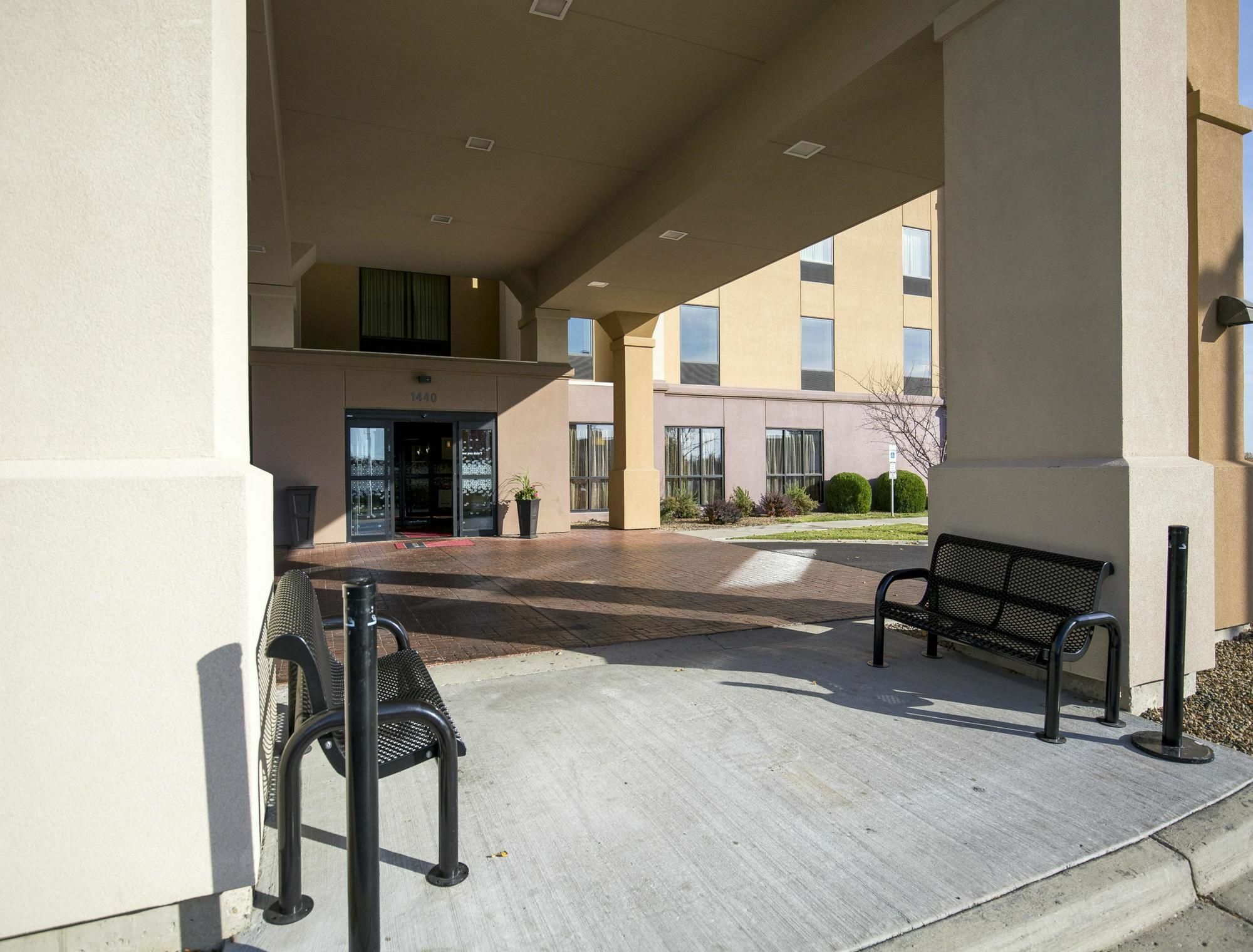 Hampton Inn Μπίσμπαρκ Εξωτερικό φωτογραφία